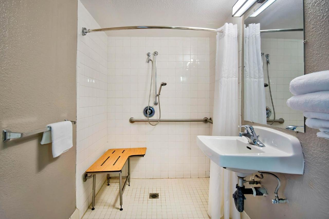 Motel 6-Vallejo, Ca - Six Flags West Екстер'єр фото